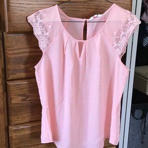 Sleeveless blouse